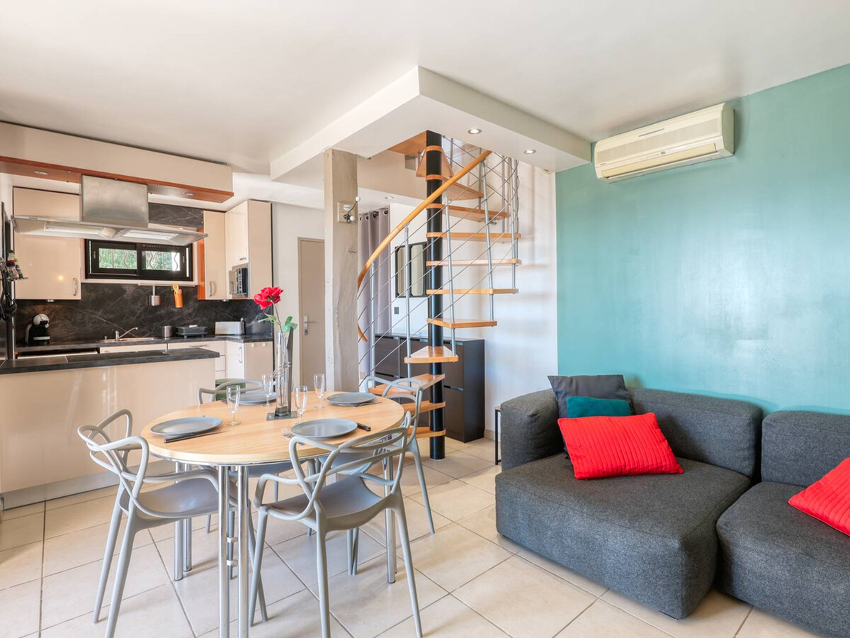 Villa climatisée vue mer et port au Lavandou, 200m plage - Photo 7