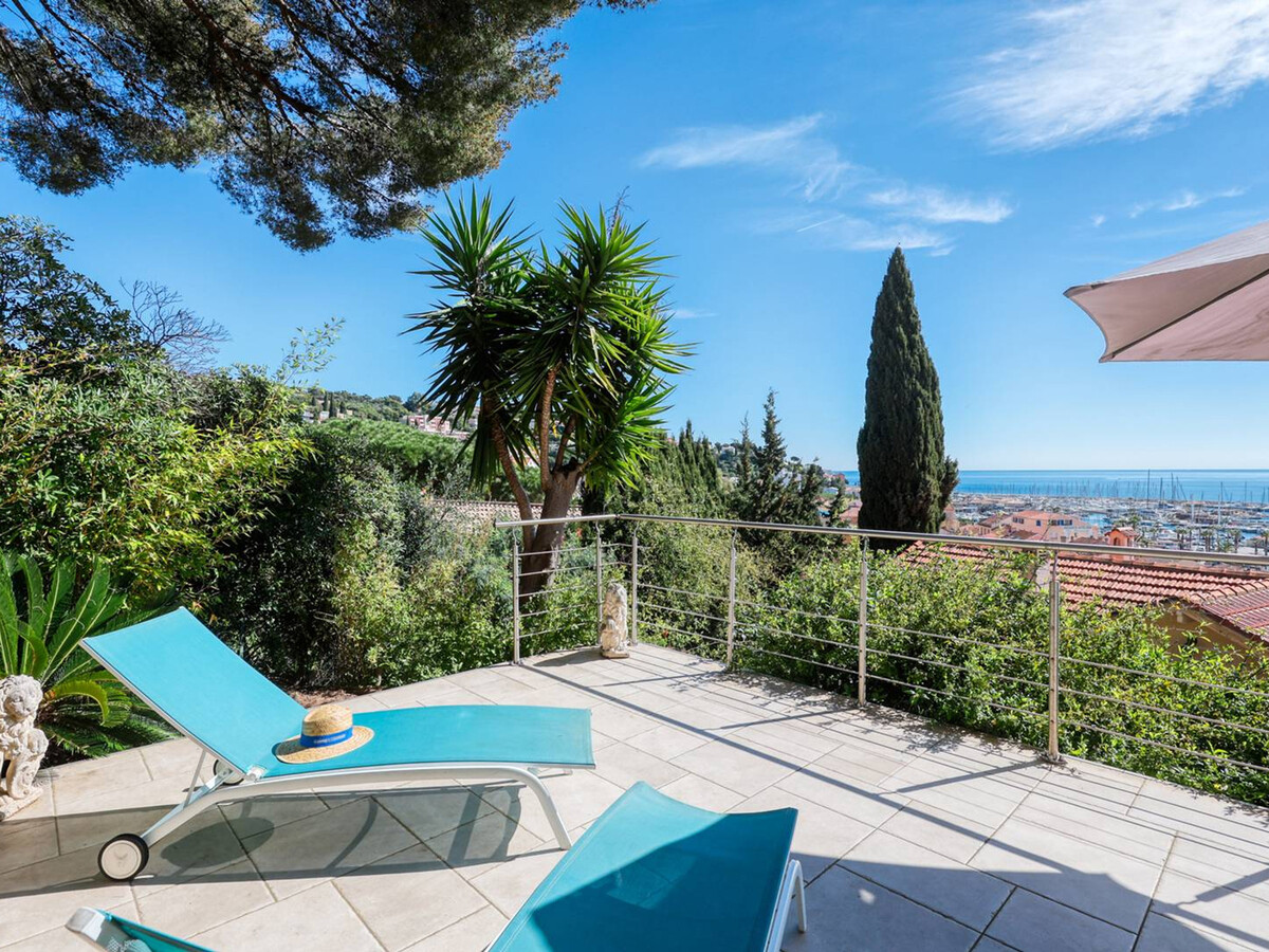 Villa climatisée vue mer et port au Lavandou, 200m plage - Photo 32