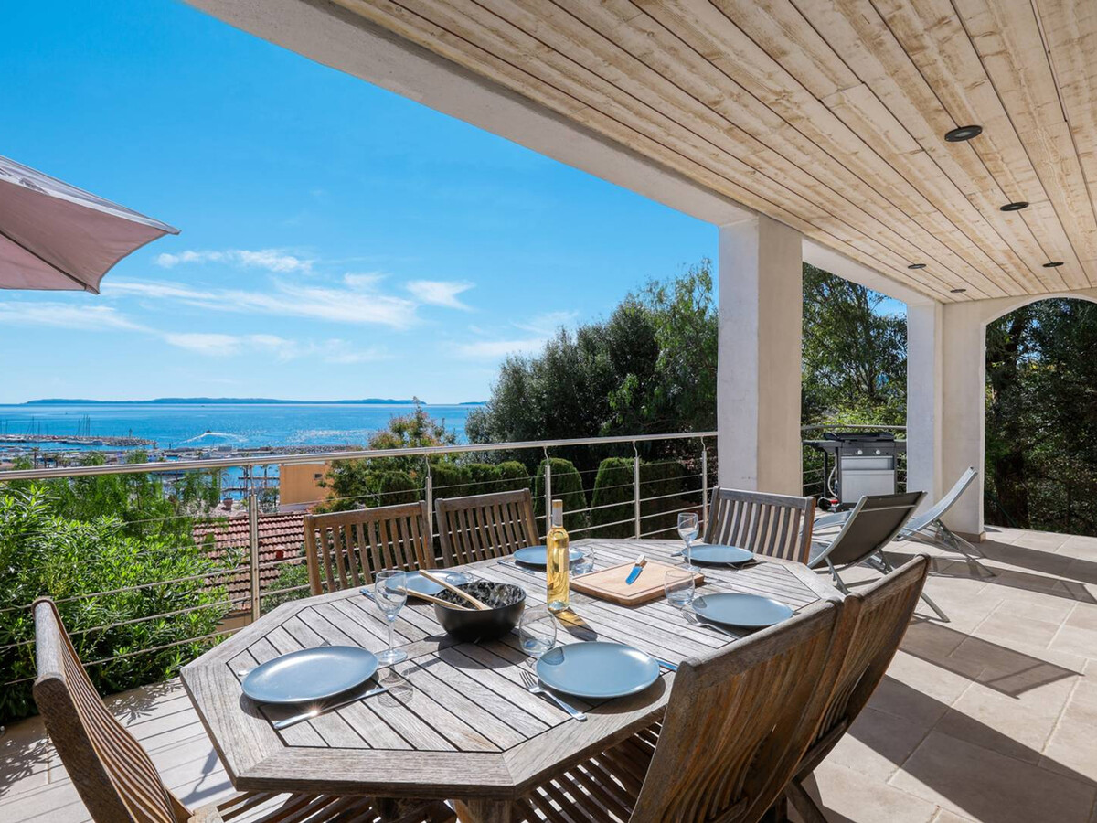 Villa climatisée vue mer et port au Lavandou, 200m plage - Photo 34