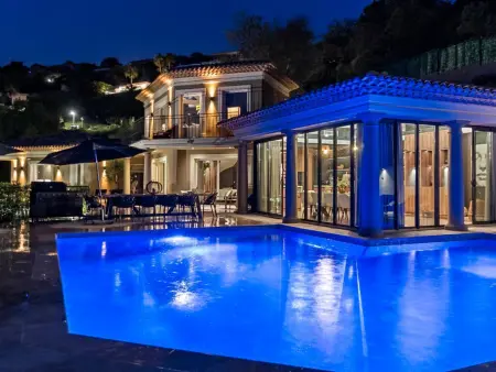 Dolce Vita C7 : villa de luxe avec piscine à Sainte-Maxime : photo 35