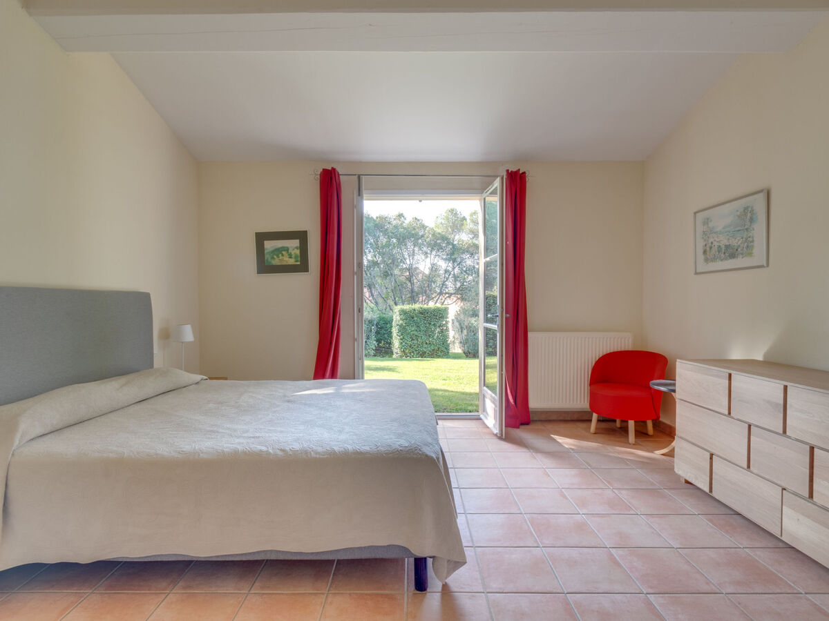 Maison 115 m² avec piscine privée au bord du golf de La Motte - Photo 11