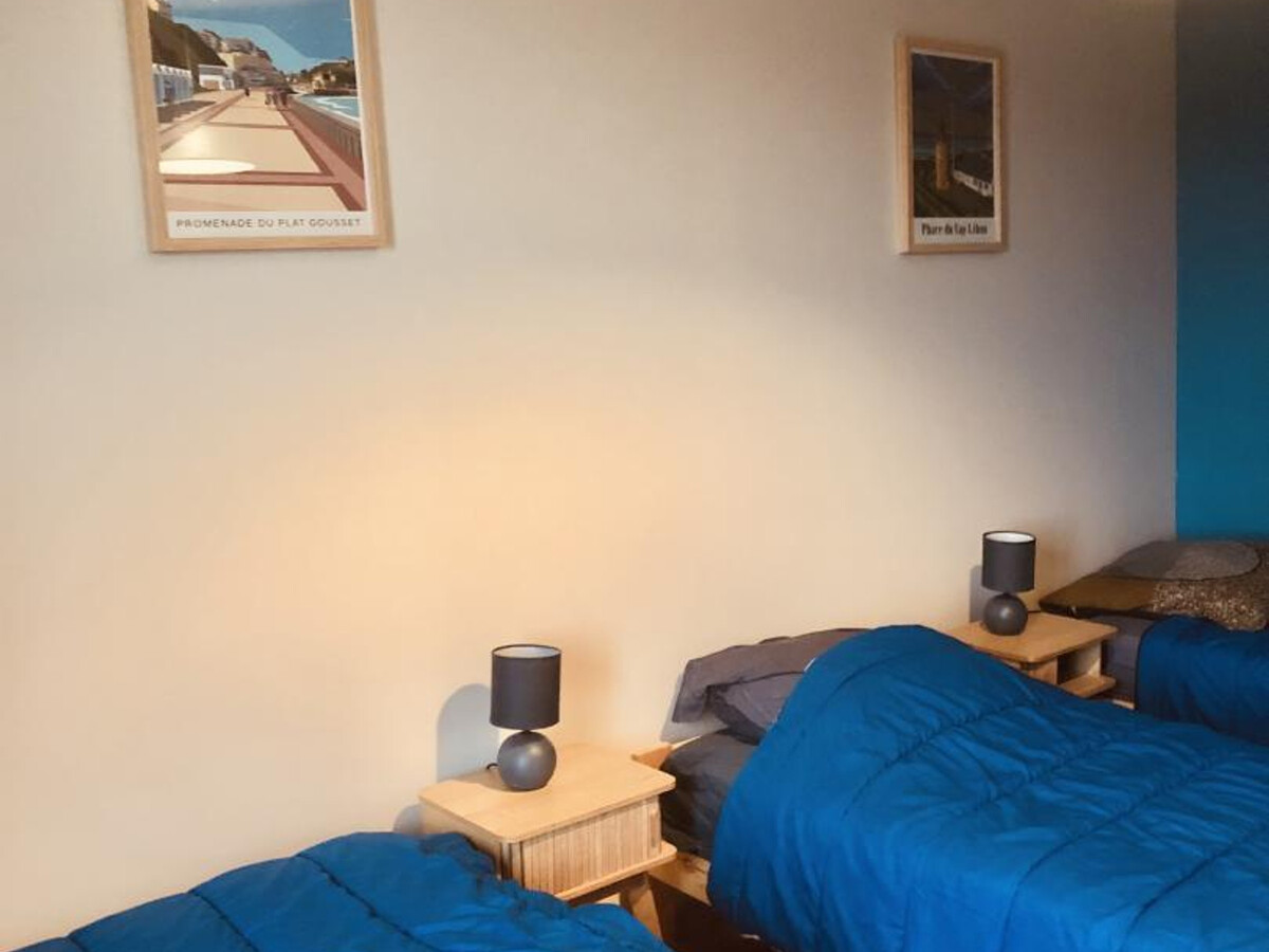 Appartement 2 chambres vue sur Granville, 500m plage - Photo 21