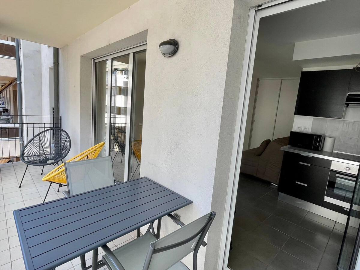 T2 moderne 41m² avec balcon, garage et ascenseur - Photo 1