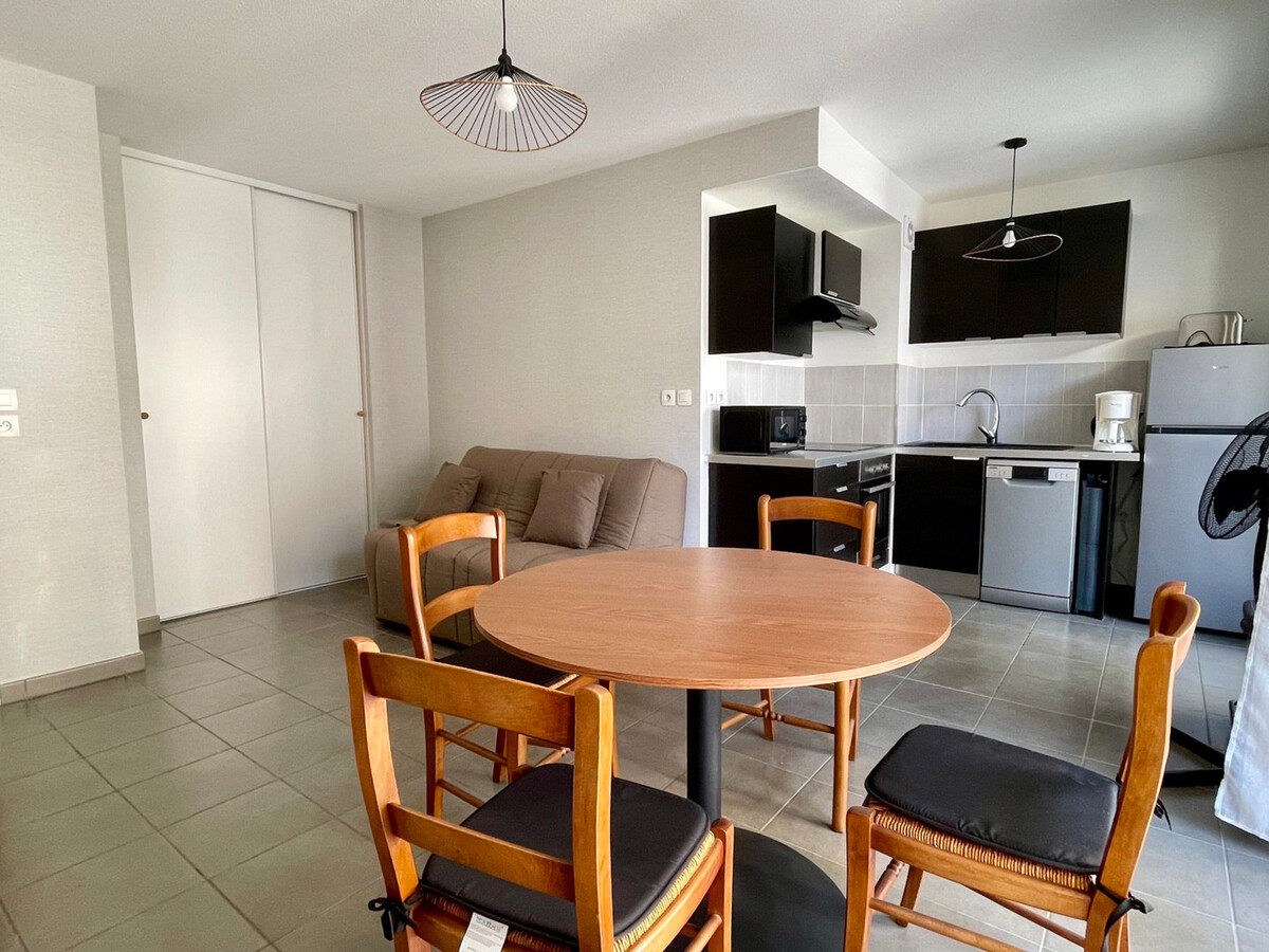 T2 moderne 41m² avec balcon, garage et ascenseur - Photo 3