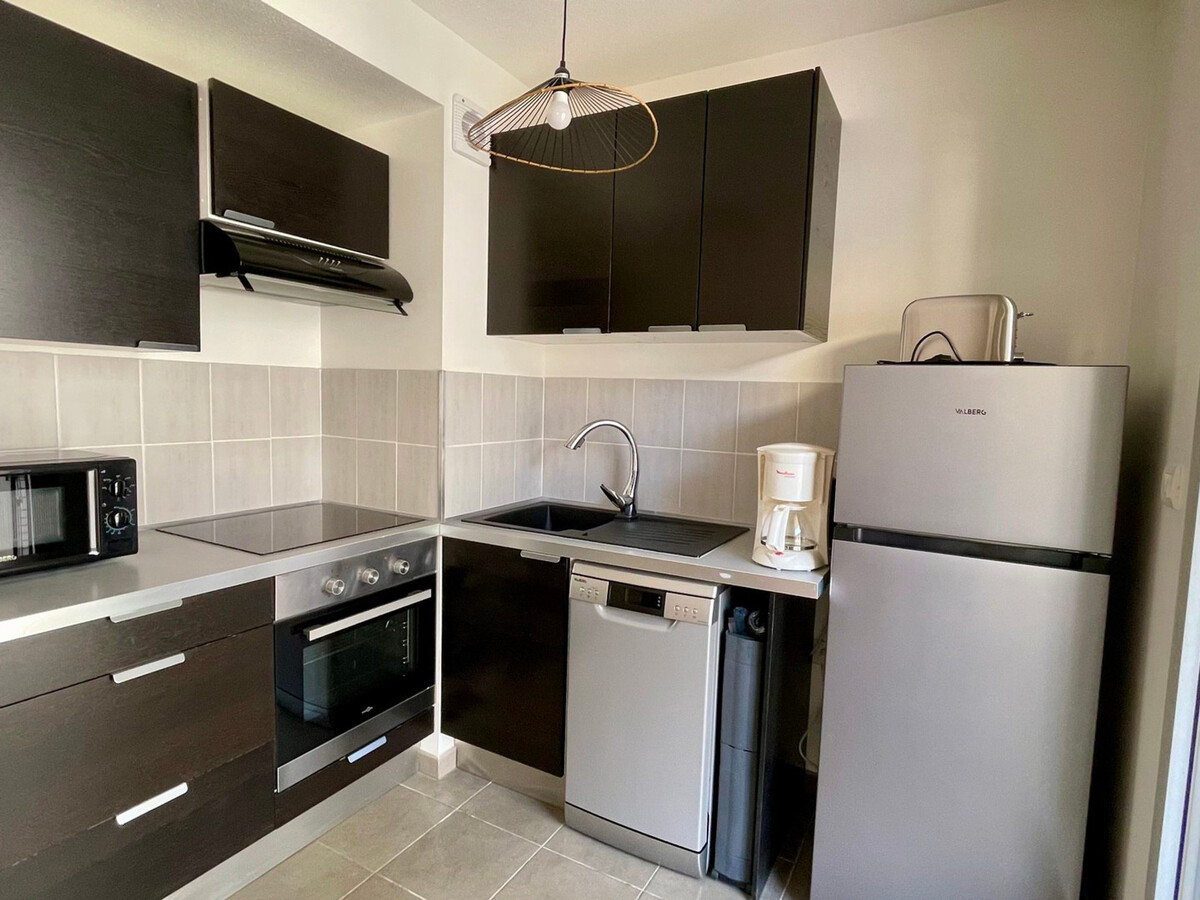 T2 moderne 41m² avec balcon, garage et ascenseur - Photo 4