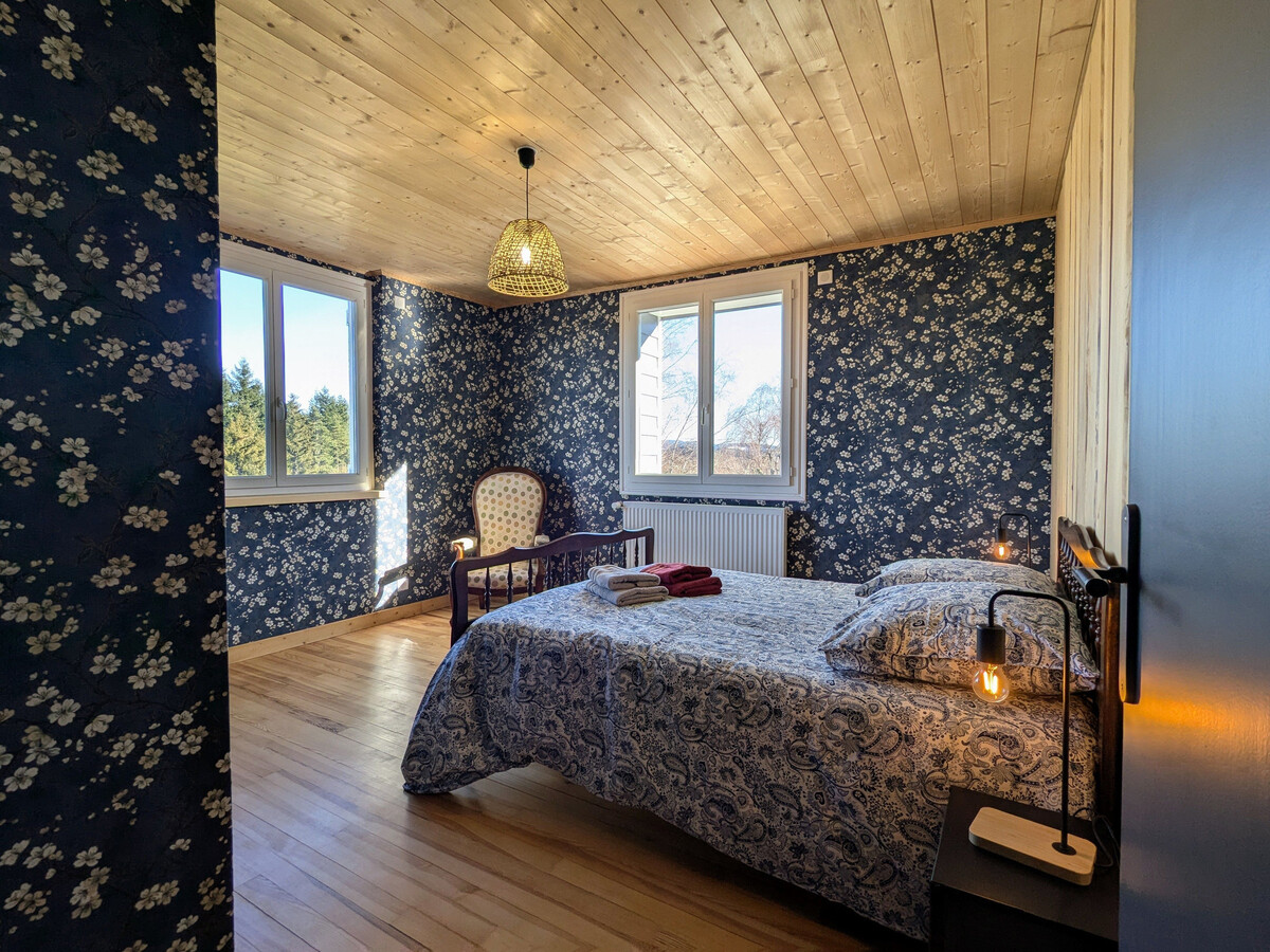Gîte Chez Augusta : 10 pers., 5 chambres, 3 500 m² à Tence - Photo 1