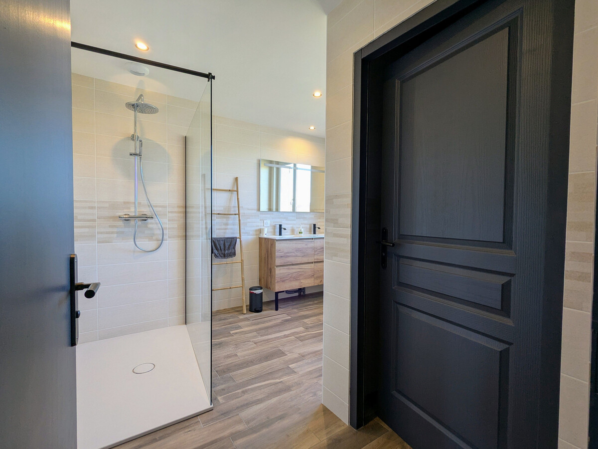 Gîte Chez Augusta : 10 pers., 5 chambres, 3 500 m² à Tence - Photo 12