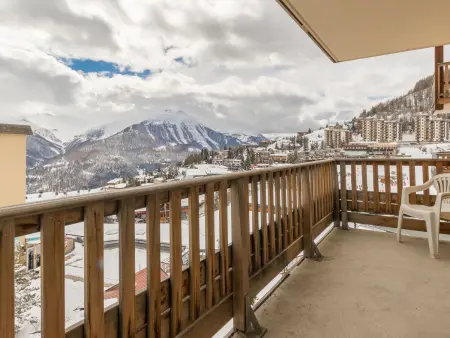 Appartement T. Bergerie à 50 m des pistes, piscine : photo 4
