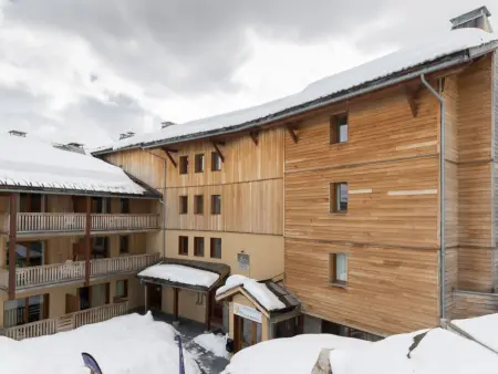 Appartement T. Bergerie à 50 m des pistes, piscine : photo 11