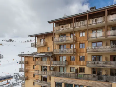 Appartement T. Bergerie à 50 m des pistes, piscine : photo 12