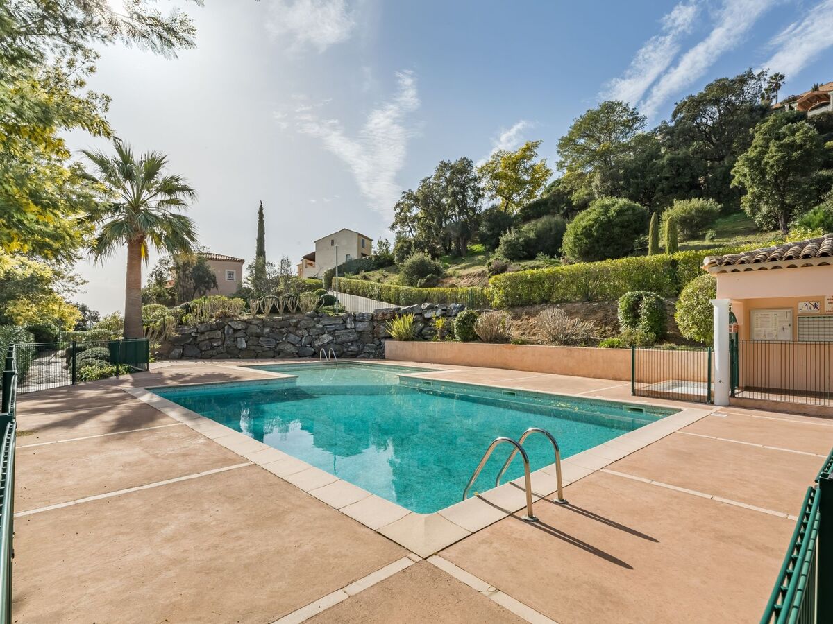 Le Bougainvillier, maison rénovée 2024 à Sainte-Maxime - Photo 1
