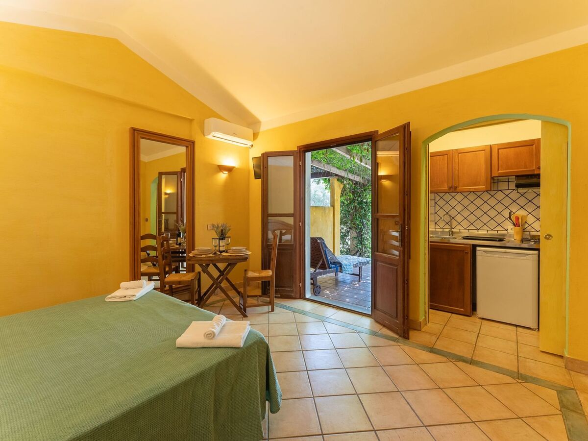 Studio Baia delle Palme à 400 m de la plage, Pula - Photo 5