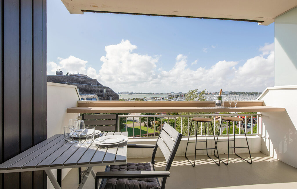 Studio vue mer avec balcon à La Rochelle - Photo 1