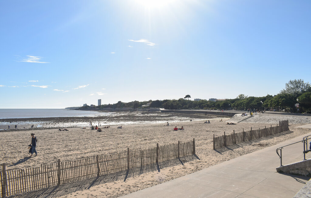 Studio vue mer avec balcon à La Rochelle - Photo 8