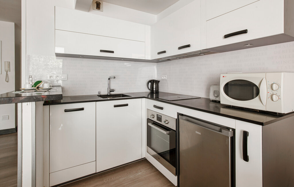 Appartement 31 m² proche plage et vieux port - Photo 6