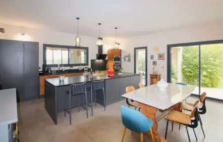 Maison provençale 7 pers. avec piscine privée : photo 4