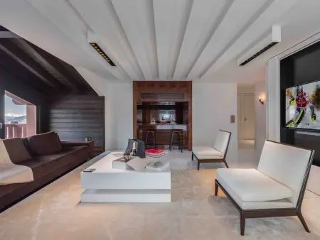 Appartement 2 chambres au centre de Courchevel avec parking et WIFI : photo 3