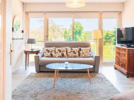 Appartement lumineux avec cuisine séparée - Près de la plage - Photo 2