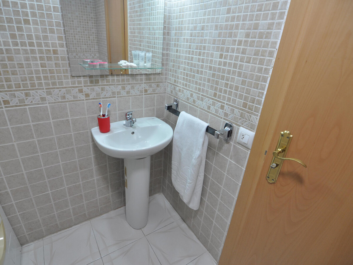 Studio 28 m² avec piscine à Roses, 1,5 km plage - Photo 9