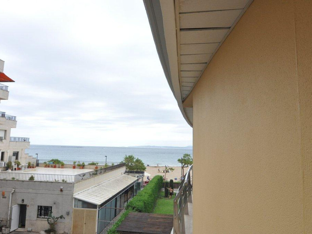 Appartement face à la plage de Roses, 2 chambres, piscine - Photo 7