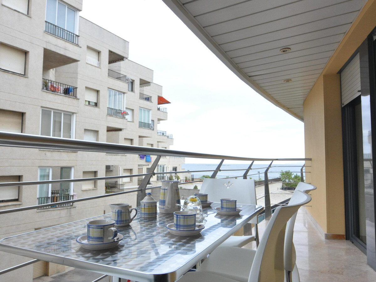 Appartement face à la plage de Roses, 2 chambres, piscine - Photo 9