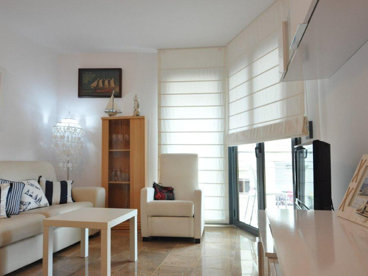 Appartement face à la plage de Roses, 2 chambres, piscine - Photo 11