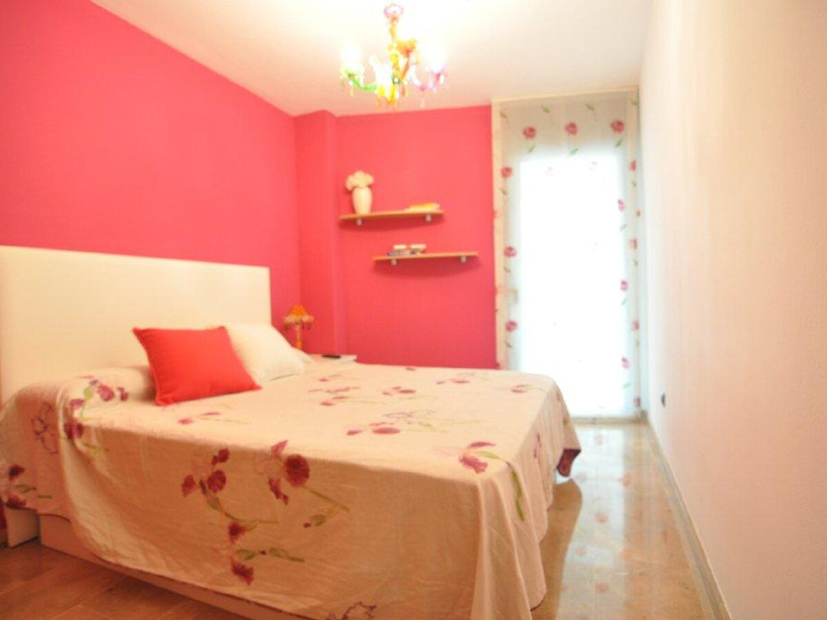 Appartement face à la plage de Roses, 2 chambres, piscine - Photo 15