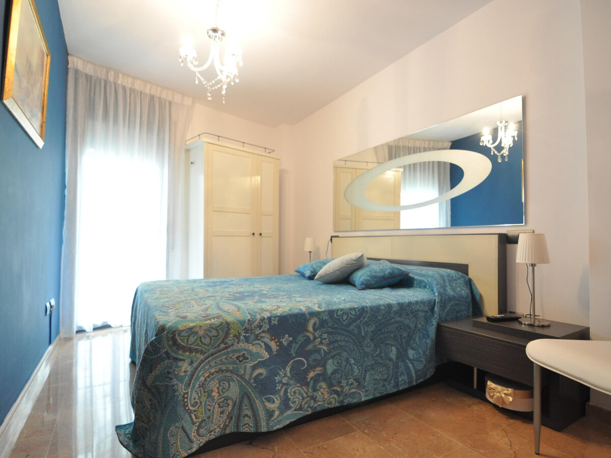 Appartement face à la plage de Roses, 2 chambres, piscine - Photo 17