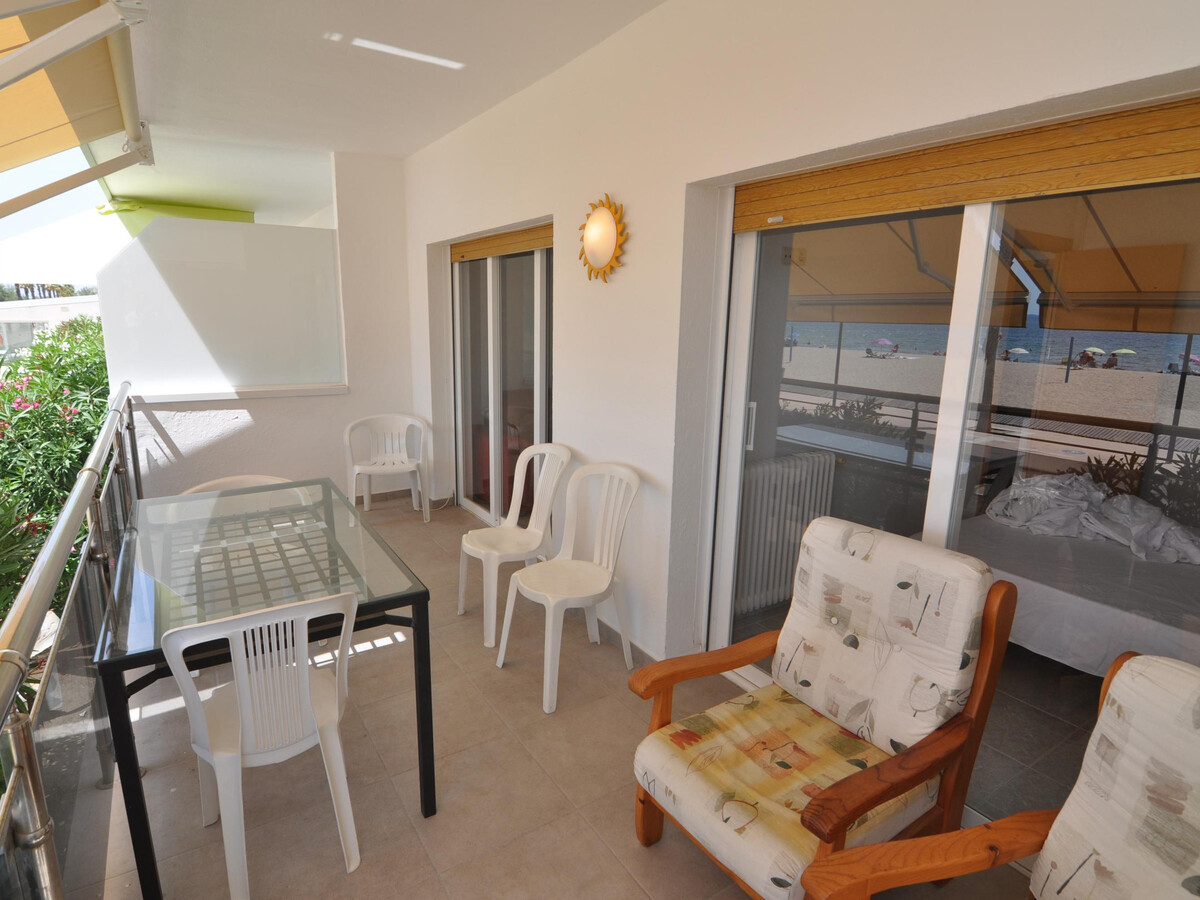 Appartement 2 ch face à la plage de Roses - Photo 3