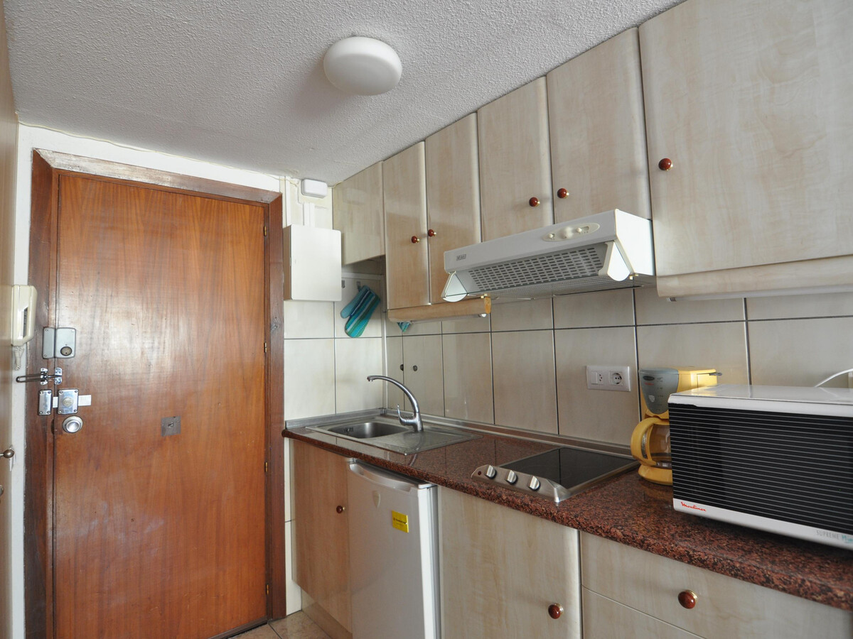 Appartement face à la plage à Roses, piscine et terrasse - Photo 10