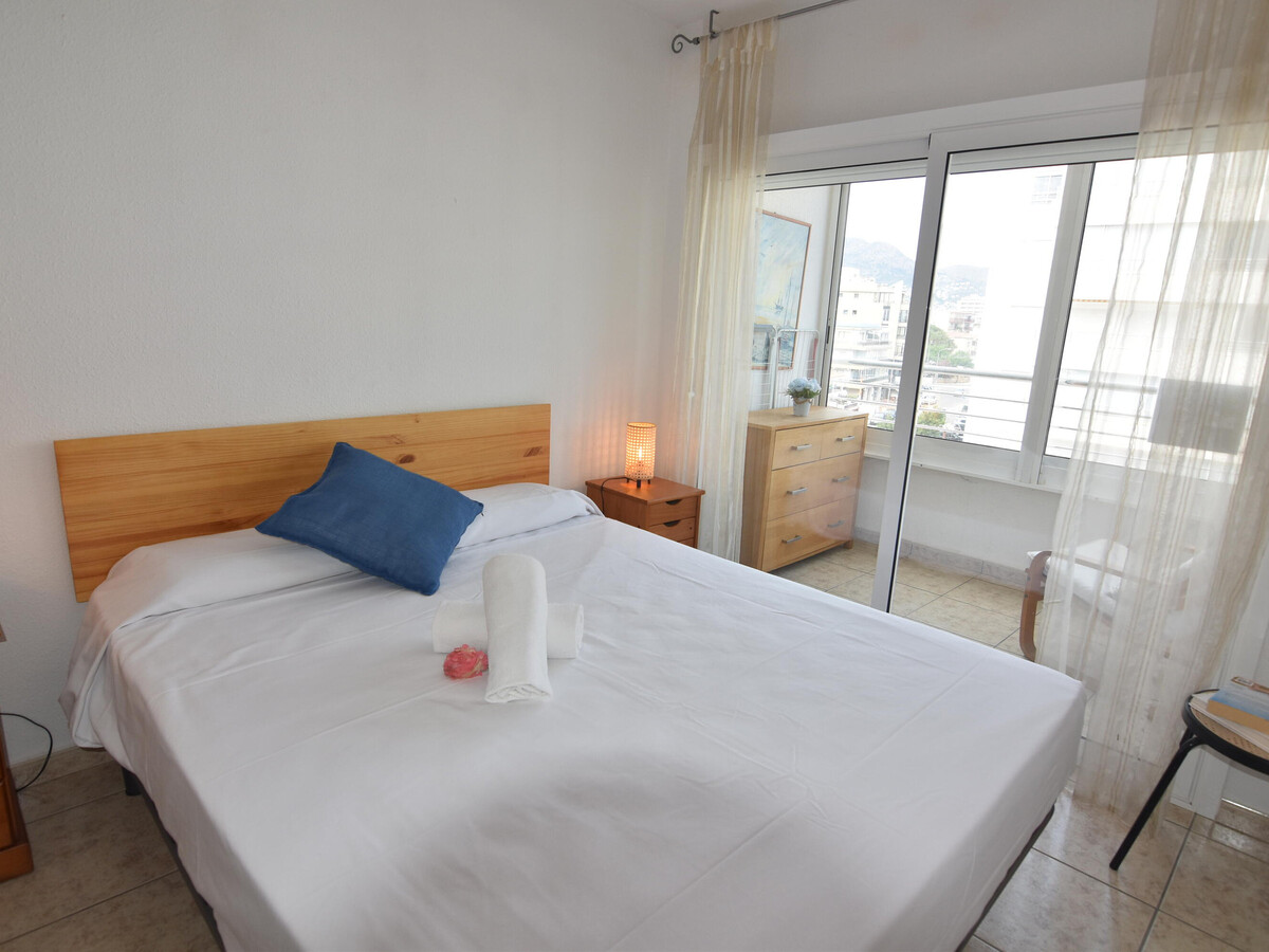 Appartement face à la plage à Roses, piscine et terrasse - Photo 11
