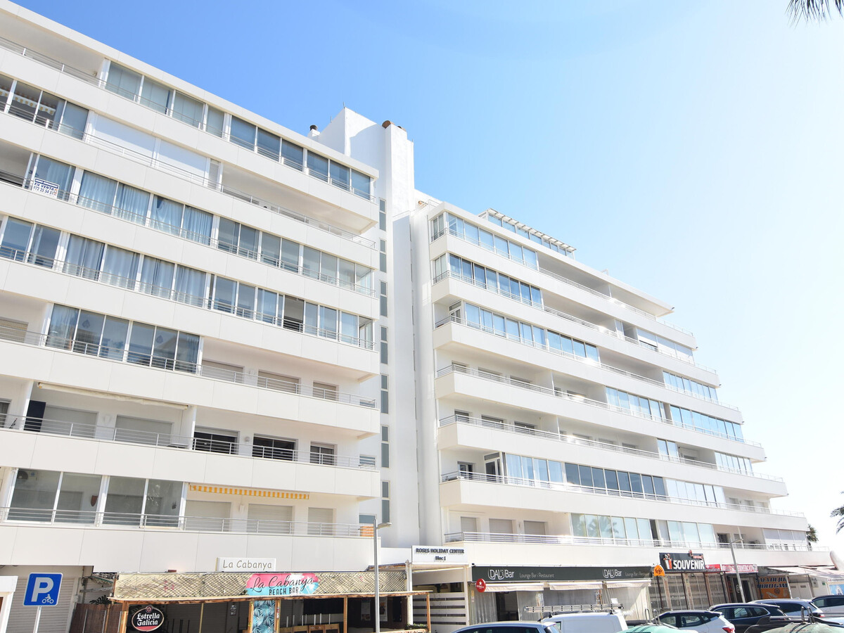 Appartement face à la plage à Roses, piscine et terrasse - Photo 26