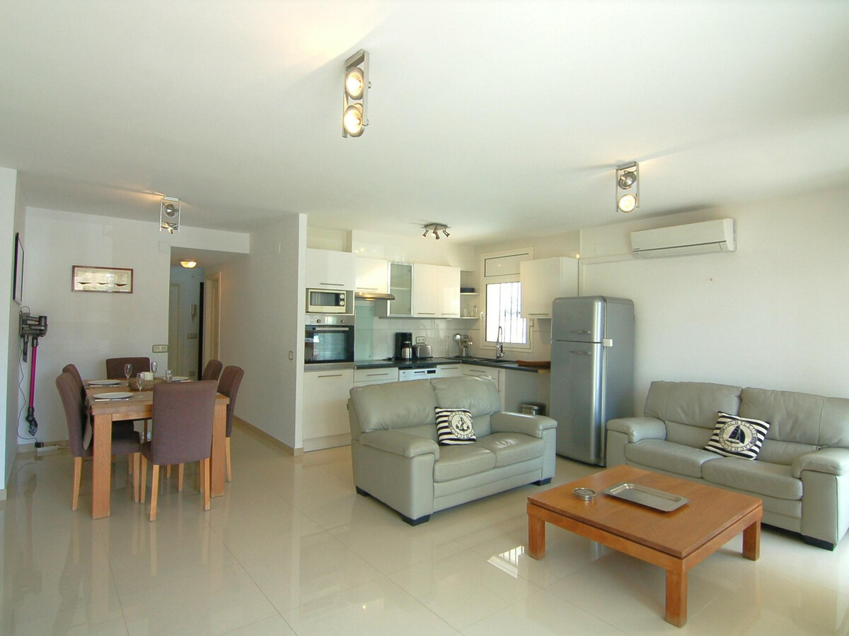 Appartement 2 chambres à 1,1 km de la plage - Photo 8