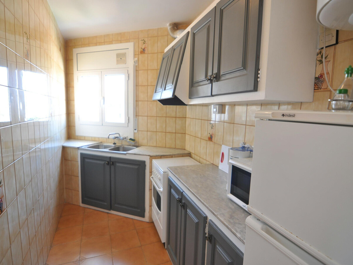 Appartement 2 chambres Roses, 400m plage, piscine - Photo 8