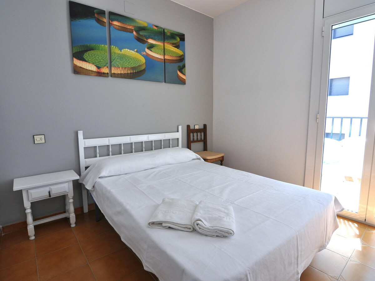 Appartement 2 chambres Roses, 400m plage, piscine - Photo 9