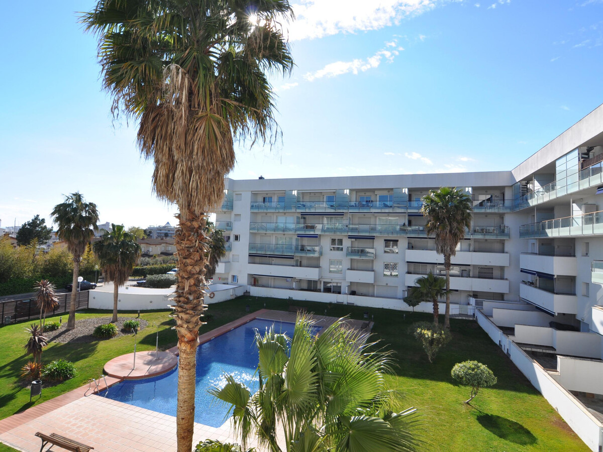 Appartement 1 chambre Roses, 45 m², piscine à 1,5 km plage - Photo 1