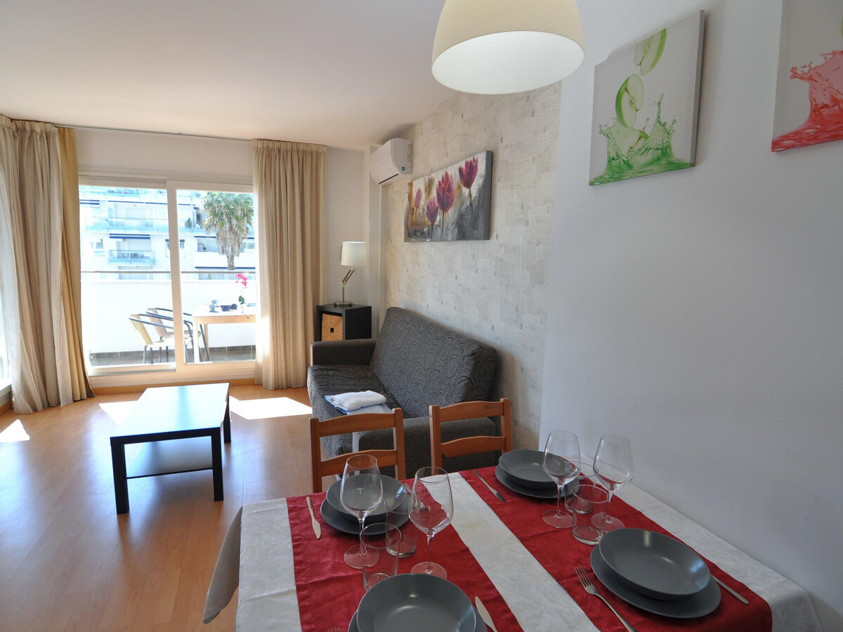 Appartement 1 chambre Roses, 45 m², piscine à 1,5 km plage - Photo 9