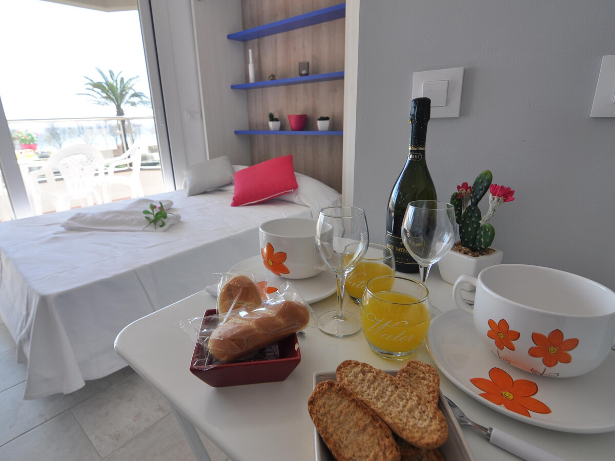 Studio en front de mer à Roses, 20 m² à 20 m de la plage - Photo 12