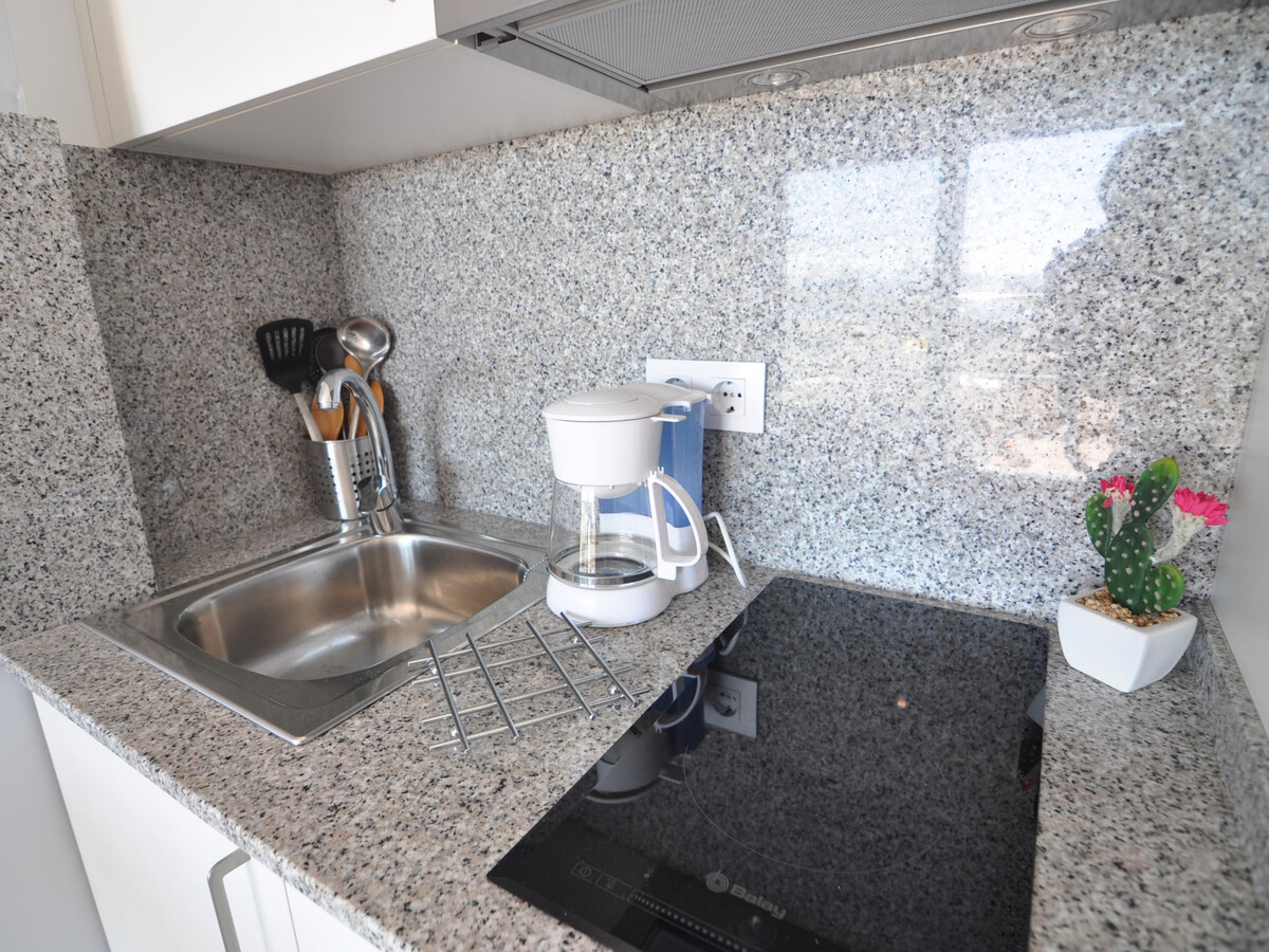 Studio en front de mer à Roses, 20 m² à 20 m de la plage - Photo 15