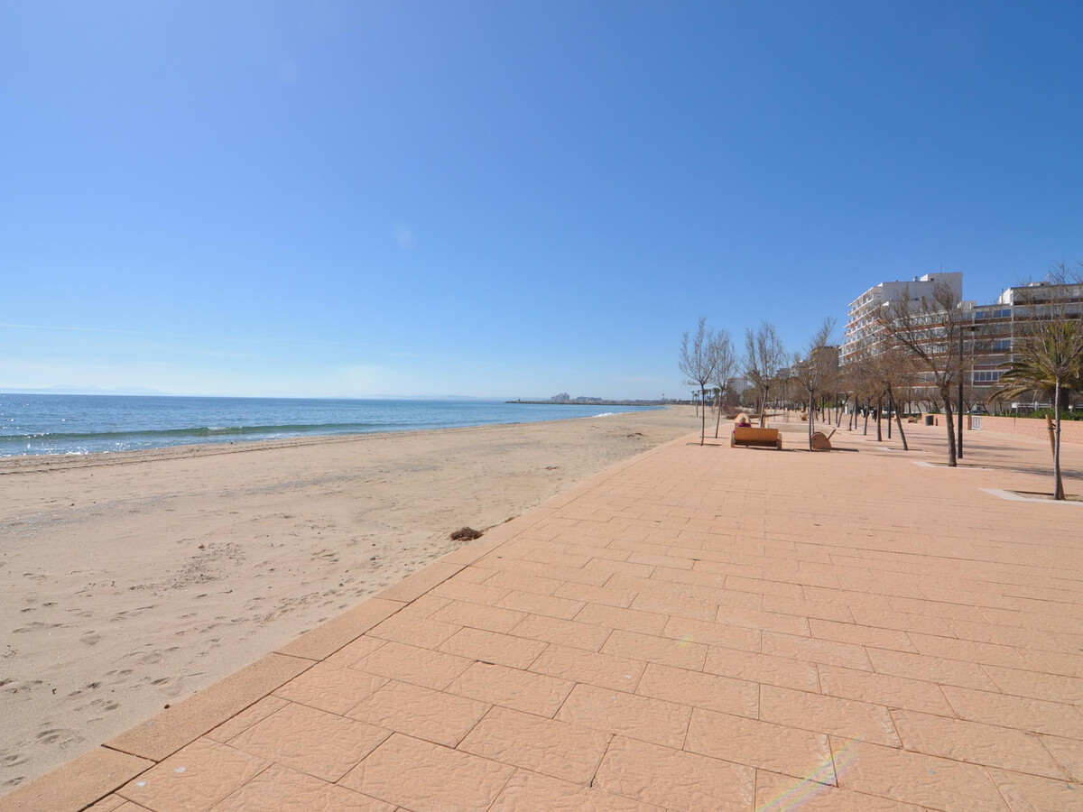 Studio en front de mer à Roses, 20 m² à 20 m de la plage - Photo 21