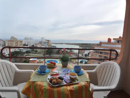Studio 28 m² avec terrasse et piscine à Roses