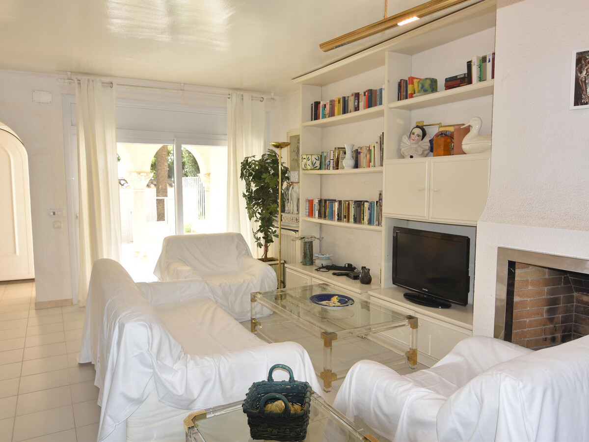Villa 6 pers., 3 ch., 50 m plage à Empuriabrava - Photo 4