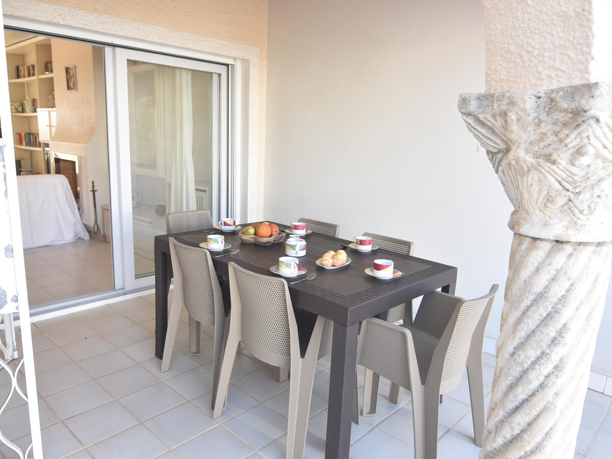 Villa 6 pers., 3 ch., 50 m plage à Empuriabrava - Photo 11