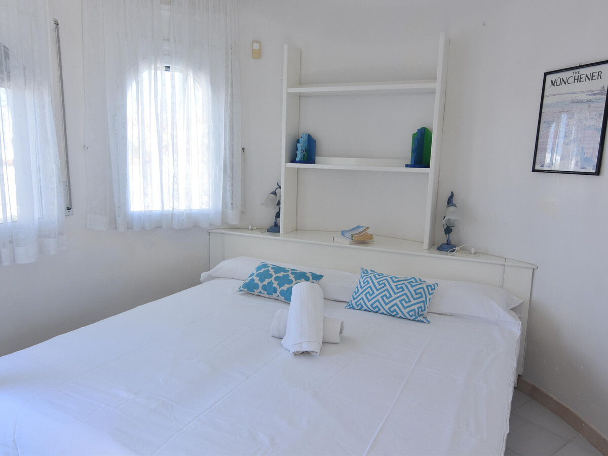 Villa 6 pers., 3 ch., 50 m plage à Empuriabrava - Photo 16
