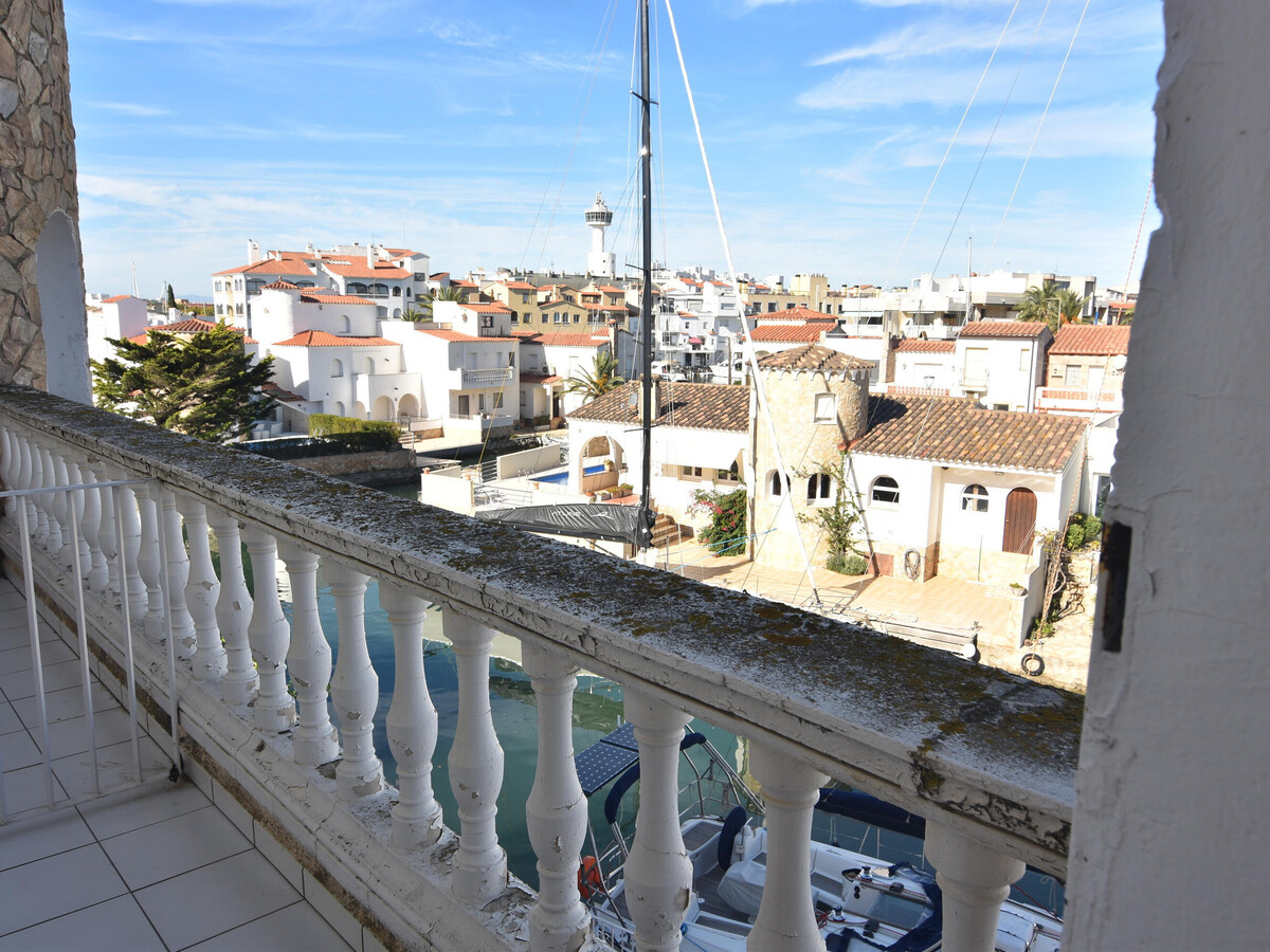 Villa 6 pers., 3 ch., 50 m plage à Empuriabrava - Photo 19