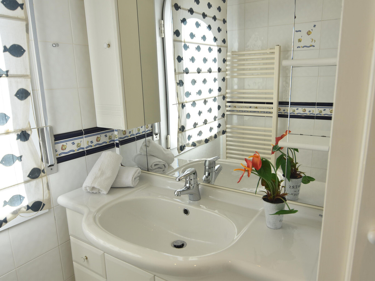 Villa 6 pers., 3 ch., 50 m plage à Empuriabrava - Photo 22