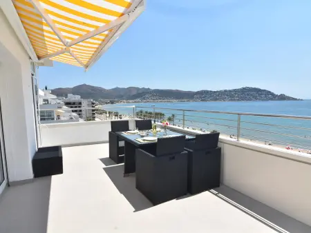 Appartement 2 chambres face à la plage de Santa Margarita, Roses : photo 6