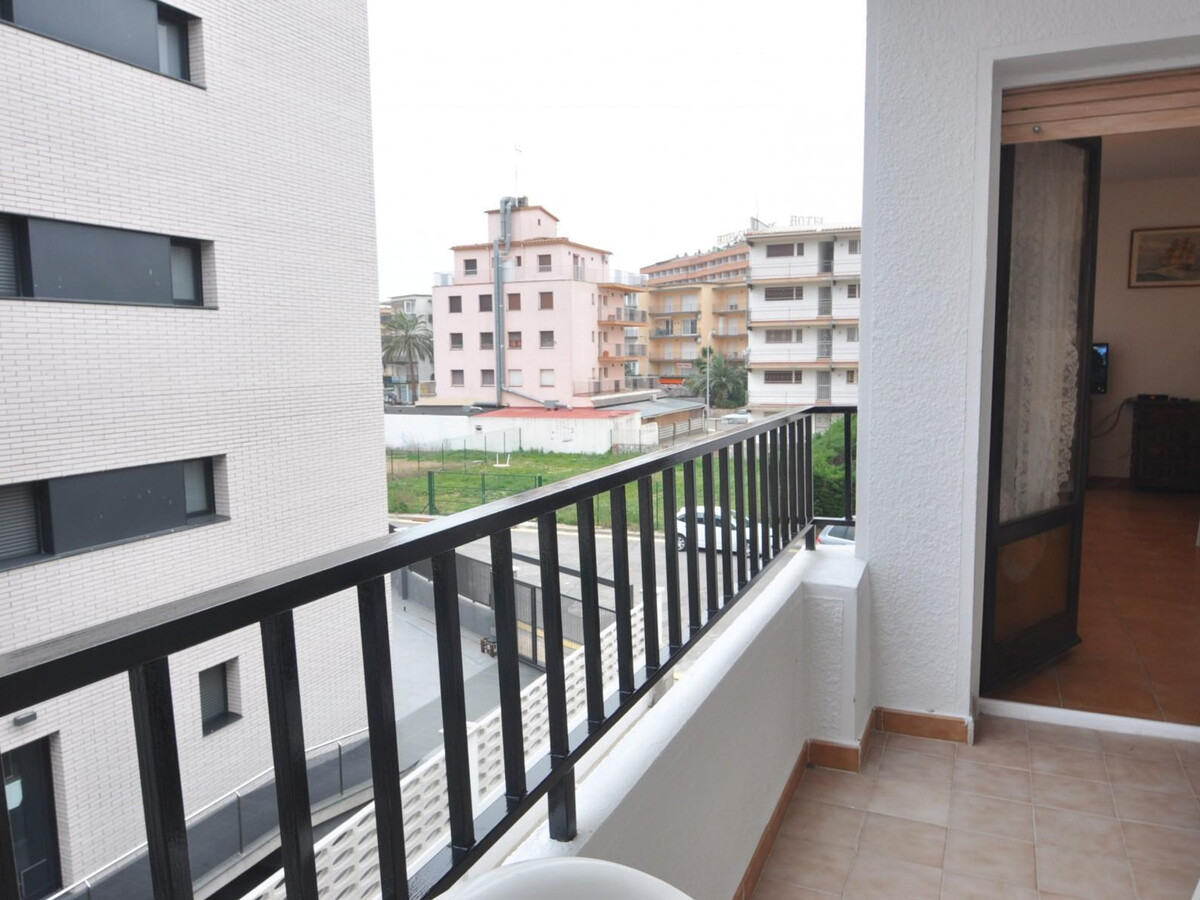 Appartement 2 chambres Roses, plage 400m, piscine - Photo 2