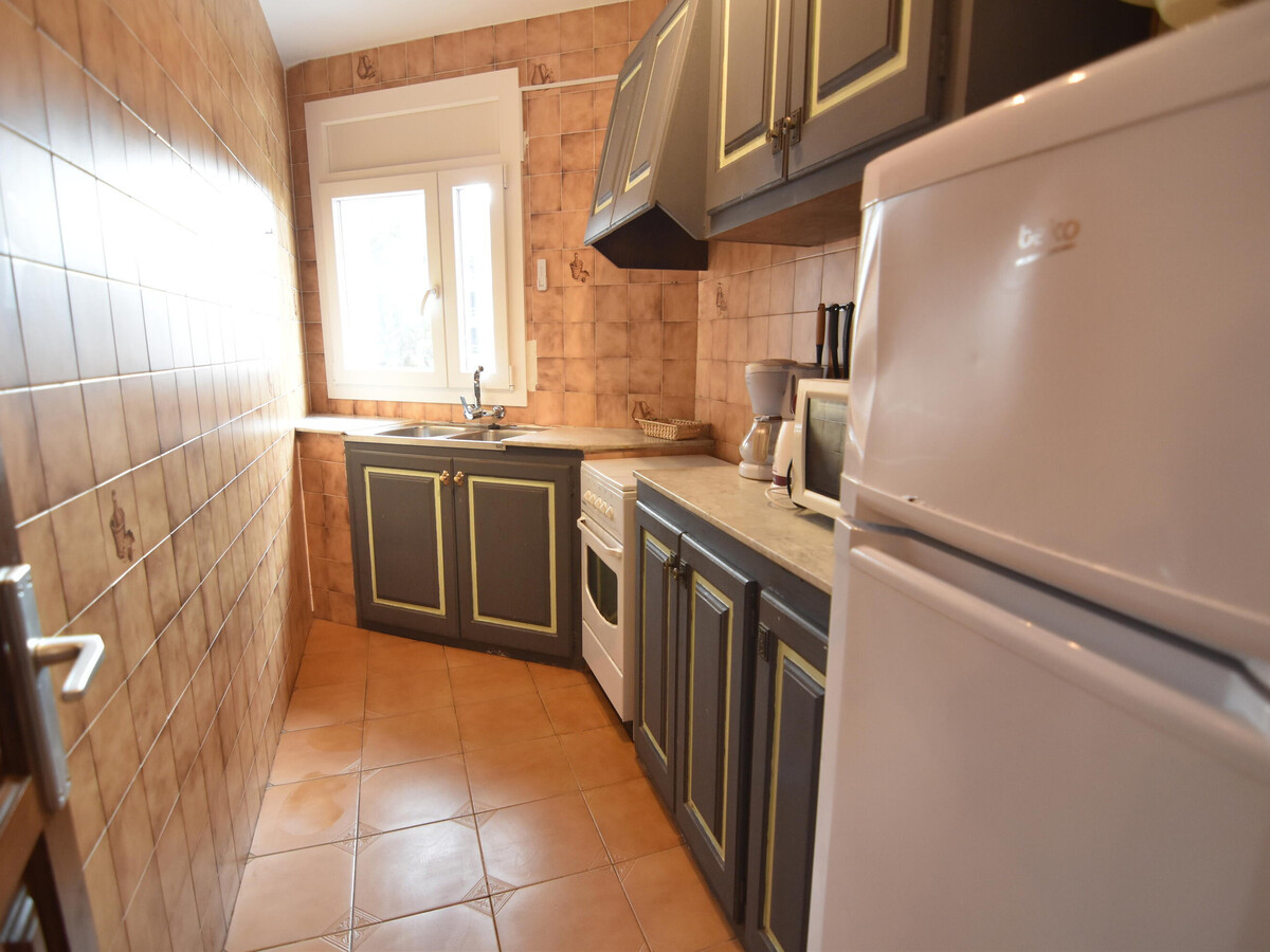 Appartement 2 chambres Roses, plage 400m, piscine - Photo 8