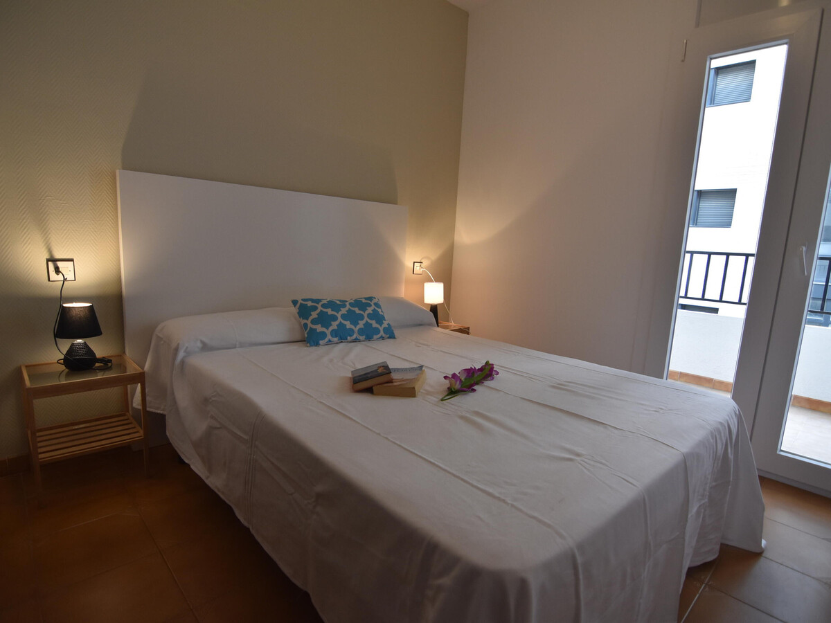 Appartement 2 chambres Roses, plage 400m, piscine - Photo 14